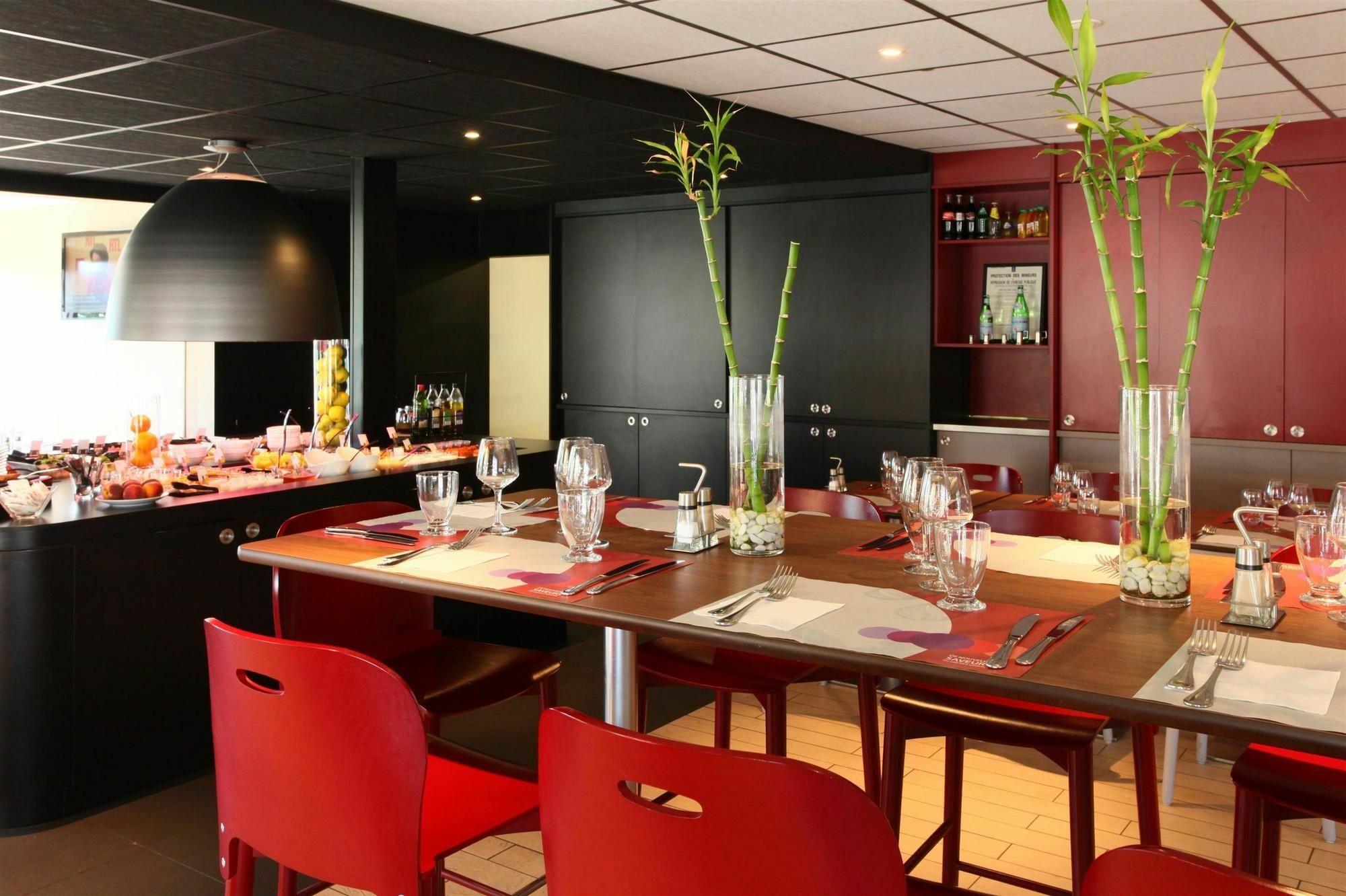Campanile Tours Sud - Chambray-Les-Tours Otel Dış mekan fotoğraf
